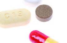 8月11号，，，，，，，，公司员工起劲加入2011年度献血