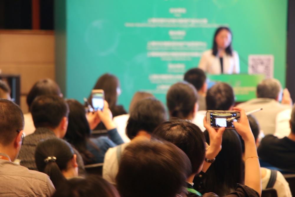 千帆竞渡，，，，，，，百舸争流！由米乐YY易游主理的新药临床前研究及IND申报战略专题钻研会顺遂召开！