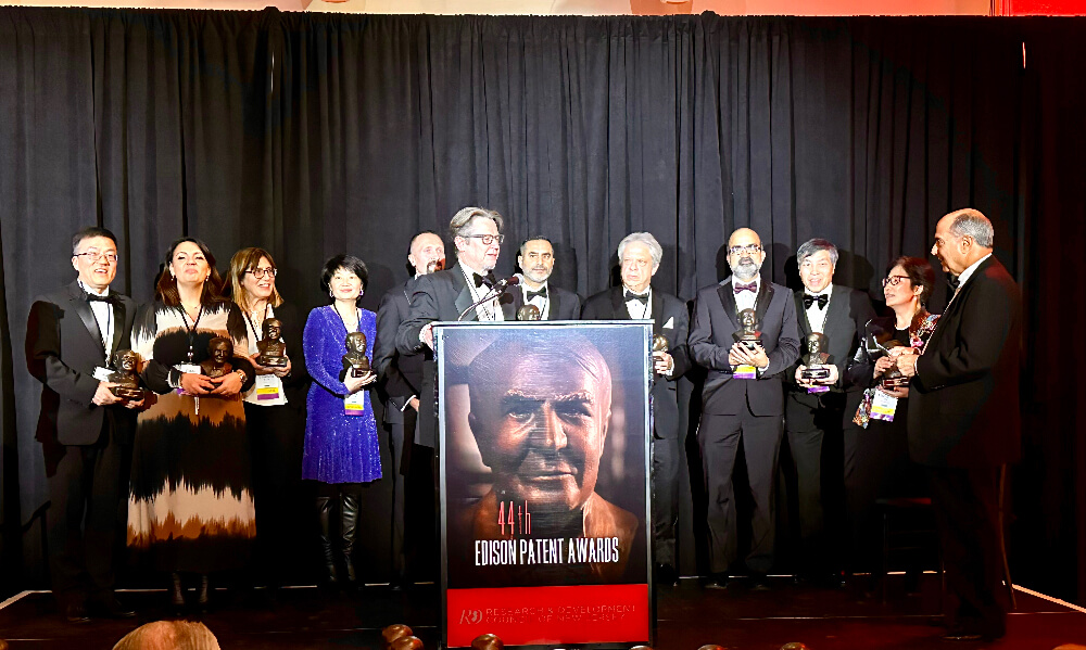 米乐YY易游药物发明事业部总裁刘建博士斩获爱迪生专利奖